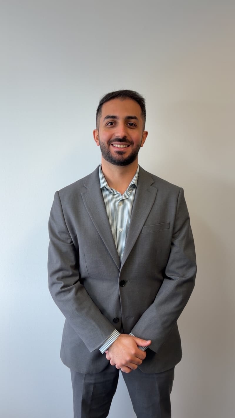 Zak Farhan, Financial Planning Associate